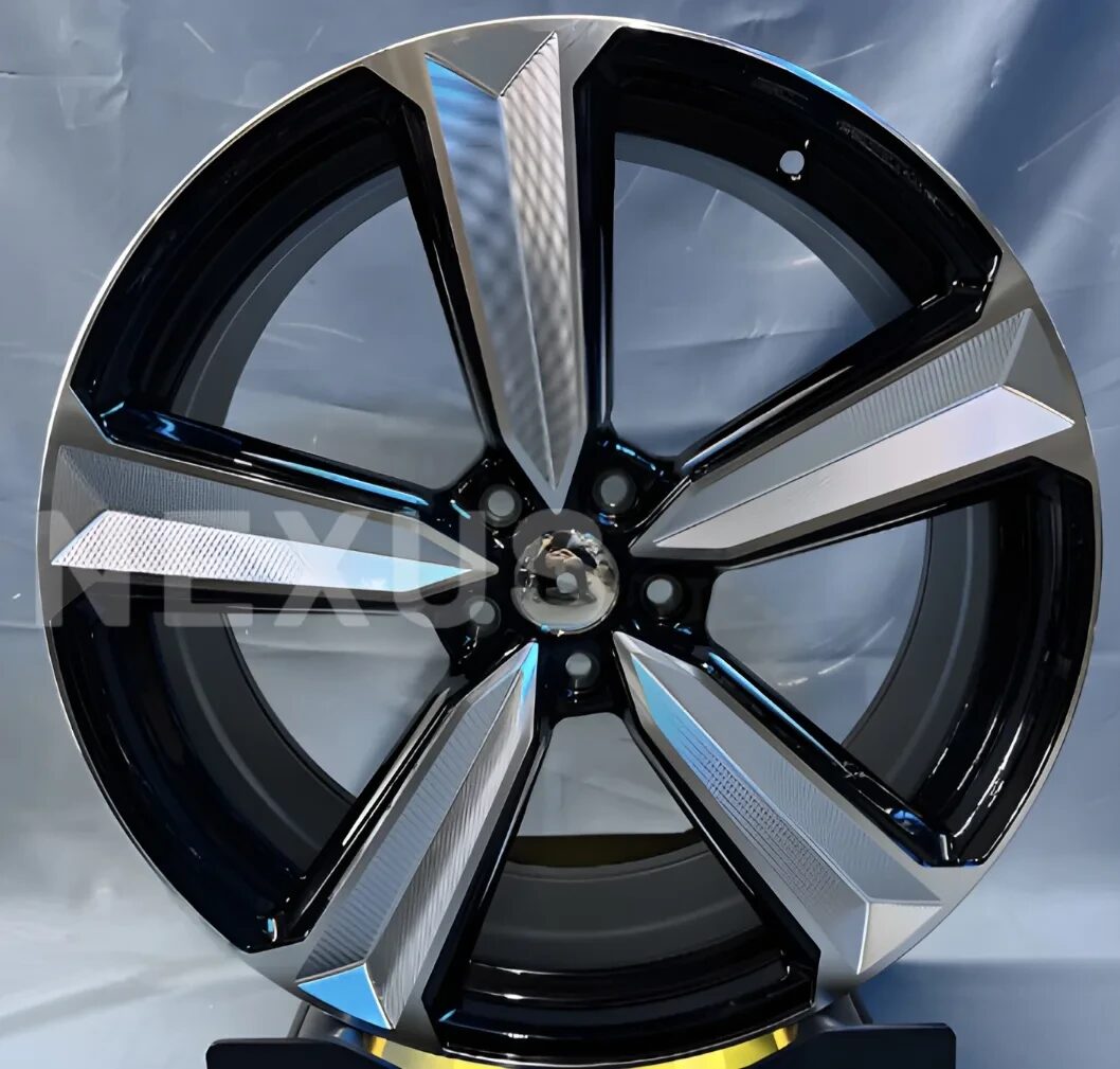 Литой диск Audi Style BY 1397 R17 7.5J PCD5x112 ET38 DIA66.45 Gloss BF